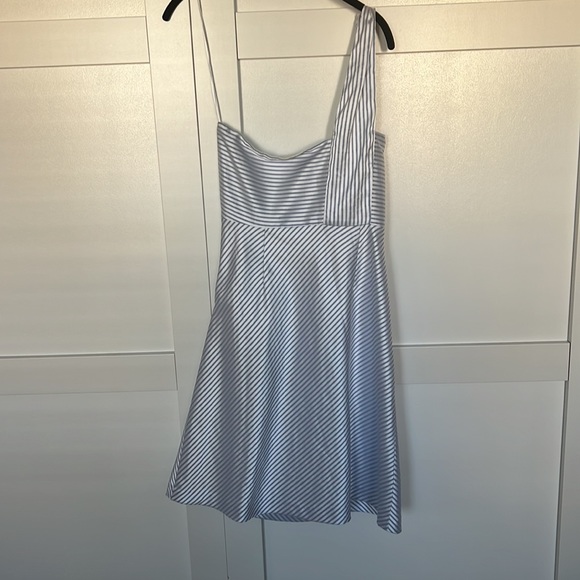 Banana Republic one shoulder fully lined Dress - Picture 8 of 9